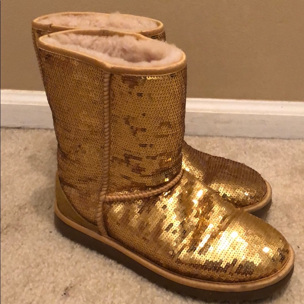 UGG Australia Short Sequin Gold